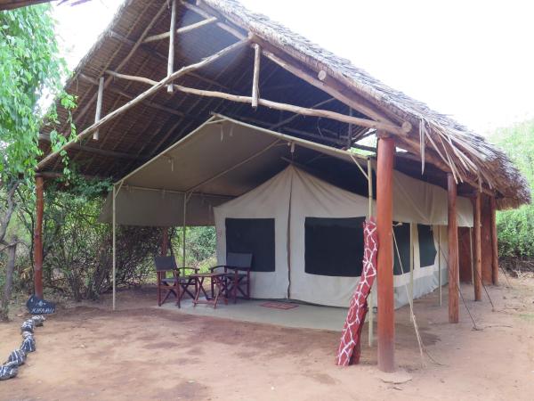 Samburu Riverside camp